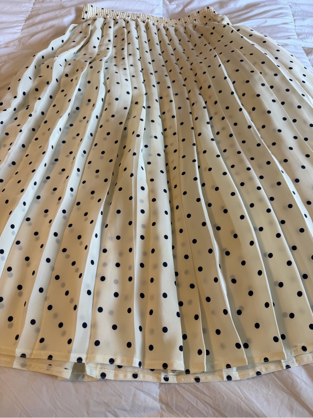 🐩 TANJAY Vintage Pleated Polka Dot Midi Skirt - Cream with Black Dots - Picture 2 of 6